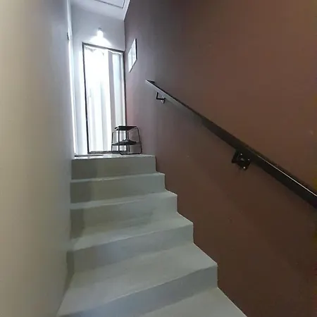 Cool & Cozy Center Appartamento *