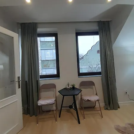 Cool & Cozy Center *