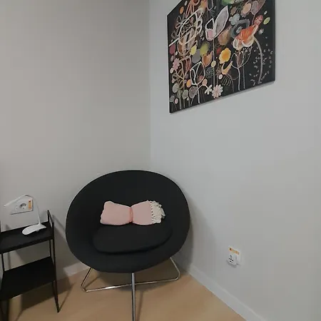 アパート Cool & Cozy Center