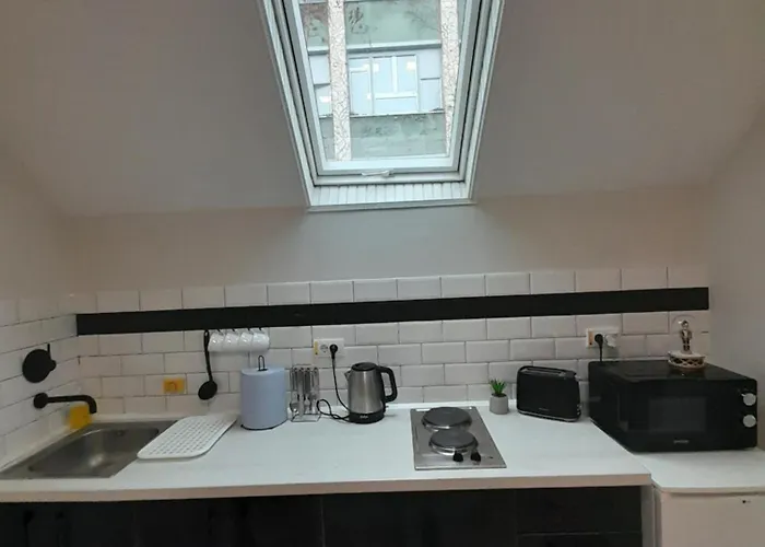 Διαμέρισμα Cool & Cozy Center *