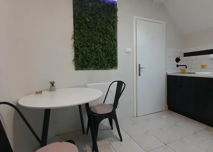 شقة Cool & Cozy Center سوبوتيتْسا