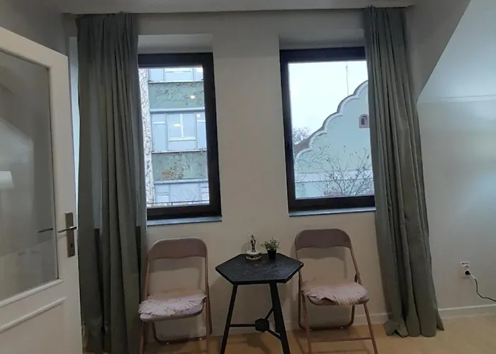 Cool & Cozy Center *